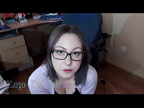 ❤️ Σέξι κορίτσι με γυαλιά πιπιλίζει Dildo βαθιά στην κάμερα ❤️  στο el.epicpornvideos-com.ru ❌